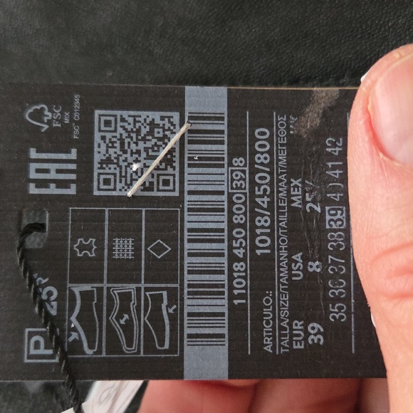 Massimo Dutti Knee High Stretch, FLATLoafer Style Leather Boot. Women's 8 - Picture 3 of 7